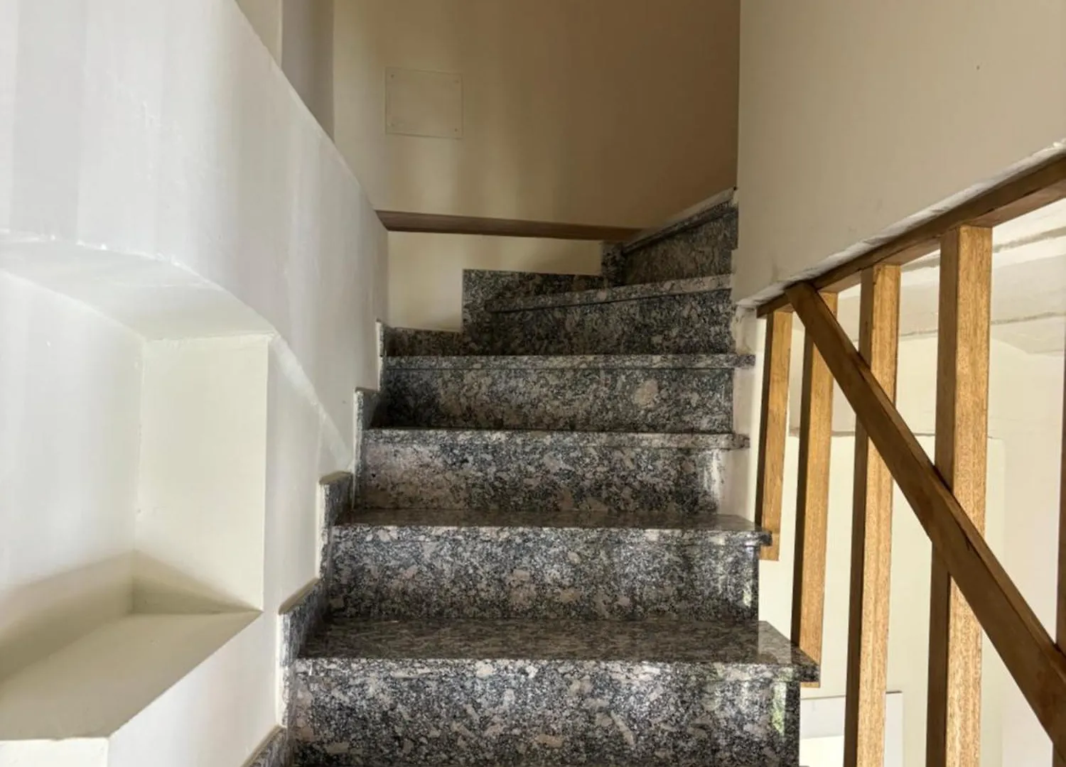 Lägenhet Cozy Home Away Lecco